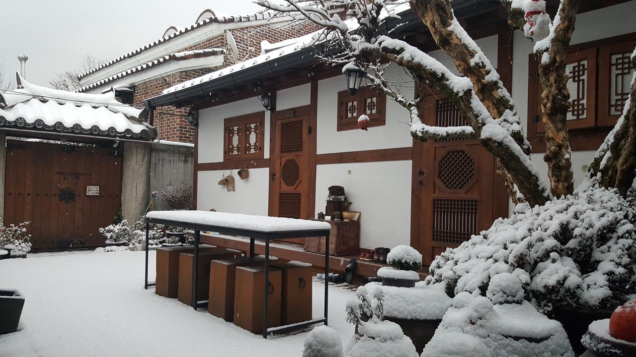 Inyeon Hanok Guesthouse Чонджу Екстер'єр фото