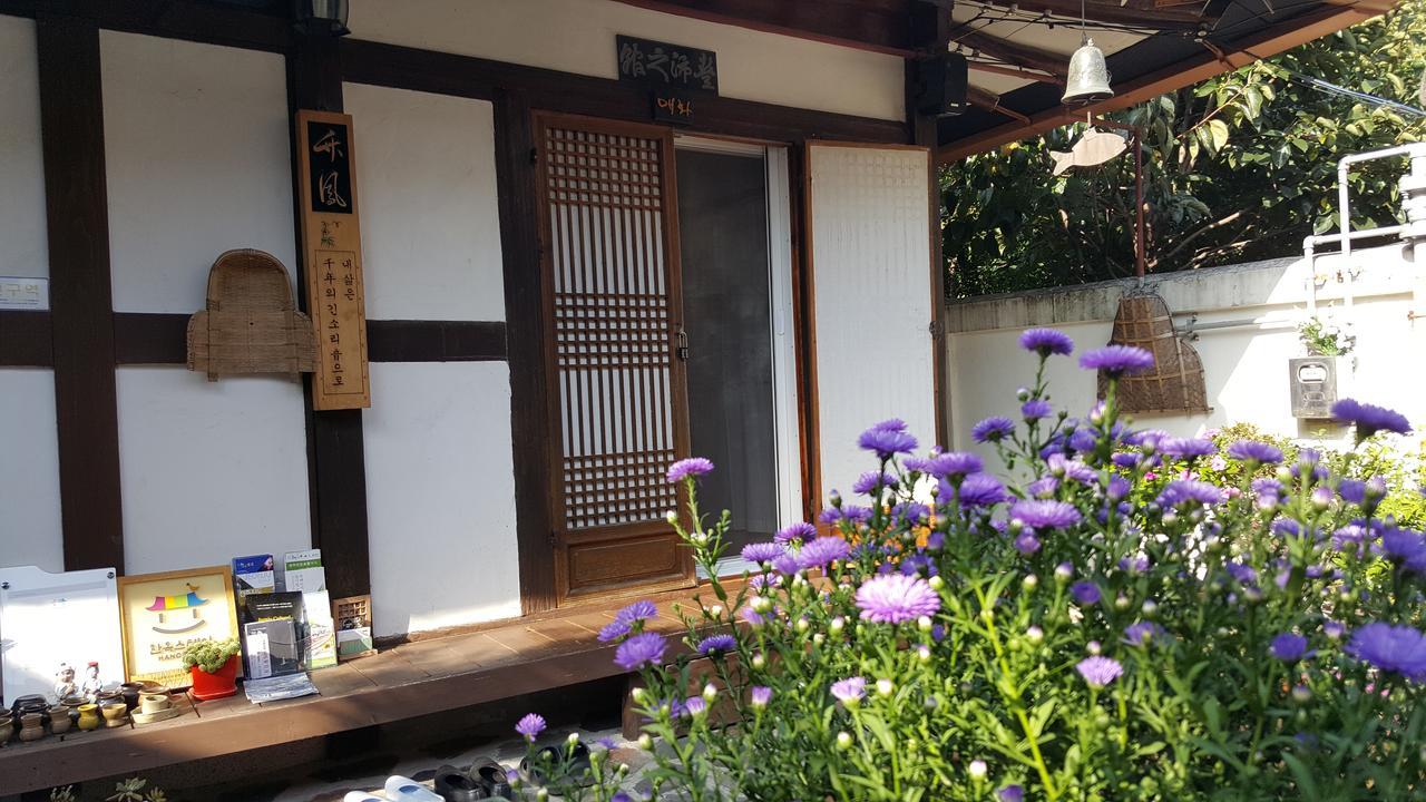 Inyeon Hanok Guesthouse Чонджу Екстер'єр фото